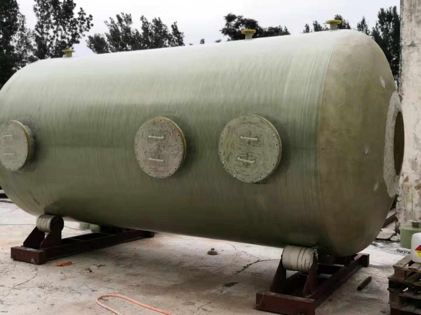 一體化預(yù)制泵站結(jié)構(gòu)緊湊-節(jié)省空間，方便安裝和維護